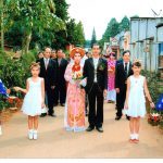 Xôn xao mùa cưới