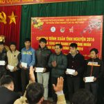 400 phần quà trao tặng thanh niên khó khăn