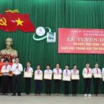 Cao su Đồng Phú tuyên dương học sinh giỏi