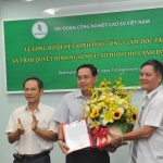 Công bố bổ nhiệm Phó TGĐ VRG và trao quyết định nghỉ hưu, sổ hưu cho lãnh đạo VRG