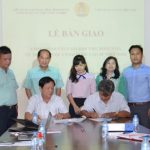 Bàn giao Công đoàn MDF VRG Dongwha trực thuộc Công đoàn Cao su VN