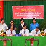 VRG tặng cờ thi đua cho 3 tập thể Cao su Lộc Ninh