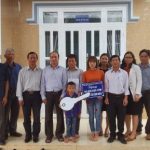 Cao su Ea H'Leo bàn giao nhà Mái ấm Công đoàn