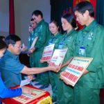Cao su Kon Tum: Hộ nhận khoán giành Bàn tay vàng
