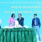 Công ty CP Công nghiệp và XNK cao su: Thu nhập bình quân trên 7,5 triệu đồng/người/tháng