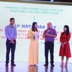 Thắp lên lửa hồng
