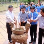 Đoàn Đại biểu Thanh niên Việt Nam - Nhật Bản viếng Đền thờ Vua Hùng
