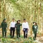 Thắm tình đoàn kết giữa hai ngành truyền thống