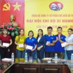Trao quà cho công nhân khó khăn ngành gỗ