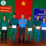 Tỉnh đoàn Gia Lai tặng 25 suất quà cho thanh niên Cao su Chư Sê