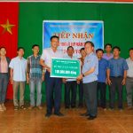 Cao su Kon Tum: Hỗ trợ Cao su Nam Giang - Quảng Nam 100 triệu đồng khắc phục sau lũ ống