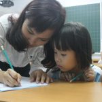Có nên cho trẻ học thêm nhiều?
