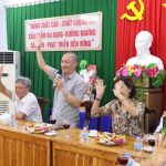 Cao su Lộc Ninh chúc Tết trực tuyến người lao động tại Campuchia