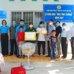 Cao su Kon Tum: Trao 3 căn nhà và biểu dương 27 gia đình công nhân tiêu biểu