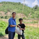 Đoàn Thanh niên Cao su Quảng Ngãi tặng quà đồng bào vùng cao