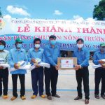 Thiết chế văn hóa đến với công nhân vùng biên giới