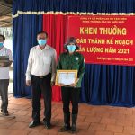 Cao su Tân Biên khen thưởng công nhân về trước kế hoạch sản lượng hơn 4 tháng