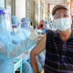 Thủ tướng Chính phủ yêu cầu tăng cường tiêm chủng, kiểm soát biến chủng mới Omicron