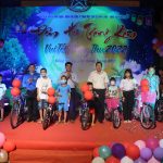 Cao su Bình Long mang trung thu đến với thiếu nhi xã Đồng Nơ