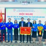 Đoàn Thanh niên VRG nhận cờ xuất sắc trong công tác Đoàn