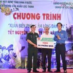 Đoàn Thanh niên VRG tặng quà Xuân biên giới