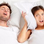 Buồn lòng vì chồng ngủ ngáy quá to