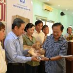 Giới thiệu sách “Người đi trong bão lũ”
