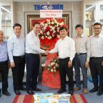 VRG thăm, chúc mừng các cơ quan báo chí dịp 21/6