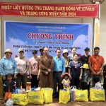 Tặng 400 suất quà cho công nhân và trẻ em có hoàn cảnh khó khăn ở Nông trường Ea Tir, Cao su Ea H’L...